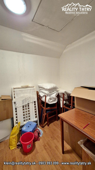 Mezonetový byt 3 izbový s loggiou, krbom a garážovým státím v širšom centre - ODPORÚČAME !!!