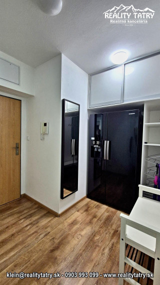 Slnečný 3 izbový byt s terasou a garážou v Poprade bytový dom JAVOR - TOP STAV a LOKALITA !!!