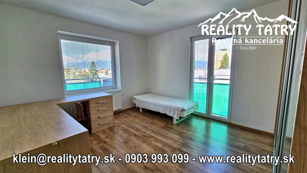 Slnečný 3 izbový byt s terasou a garážou v Poprade bytový dom JAVOR - TOP STAV a LOKALITA !!!