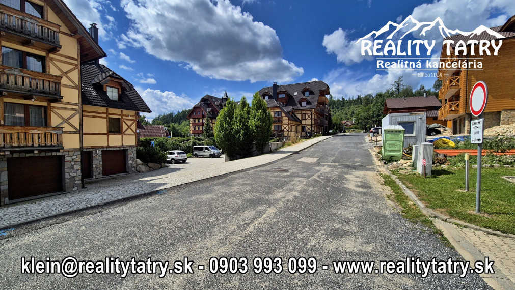 Vonkajšie parkovacie státie v Tatranskej Lomnici - Penzión JAVOR - TOP LOKALITA !!!