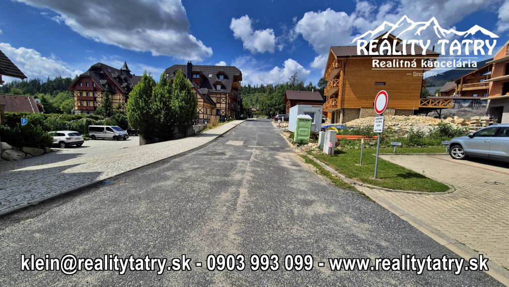 Vonkajšie parkovacie státie v Tatranskej Lomnici - Penzión JAVOR - TOP LOKALITA !!!