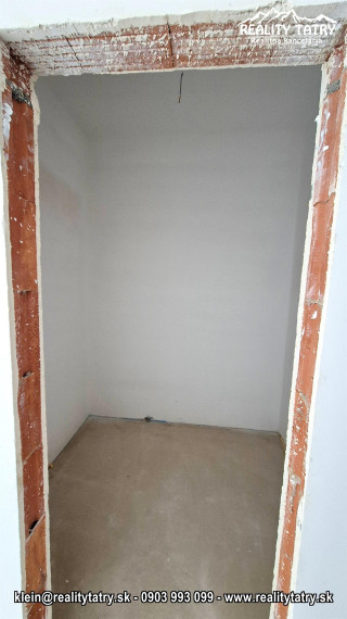 NOVÉ 3 izbové BYTY V CENTRE POPRADU - TOP LOKALITA, Výhľad - ODPORÚČAME !!!