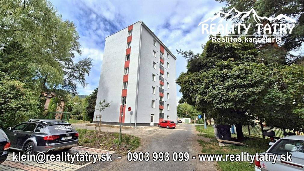 PREDANÉ !!! - Byt 2 izbový vo Svite 53 m2 - čiastočná rekonštrukcia, tichá lokalita - ODPORÚČAME !!!