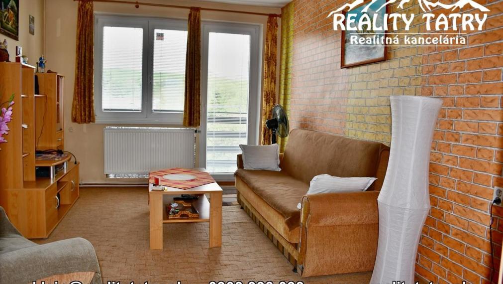 Veľký 3 izbový byt s balkónom 81 m2 a GARÁŽOU - Liptovský Mikuláš - Ľubeľa - ODPORÚČAME !!!