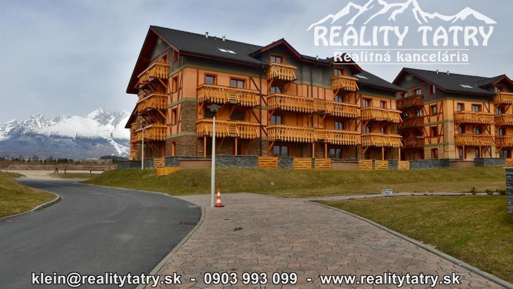 PREDANÉ !!! - Byt 1 izbový s balkónom 31 m2 v apartmánovom dome vo Veľkej Lomnici - TOP STAV !!!