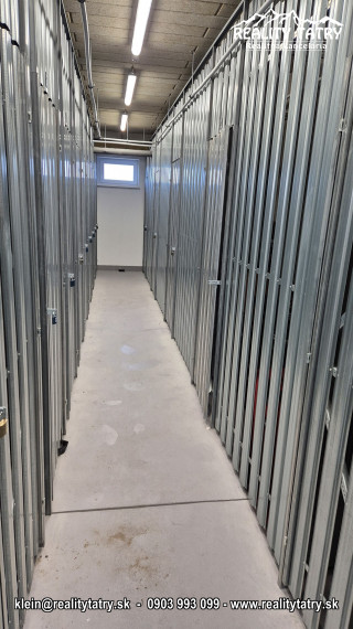 Byt 1 izbový s balkónom - kompletne zariadený v Poprade - TOP STAV - NOVOSTAVBA - ODPORÚČAME !!!