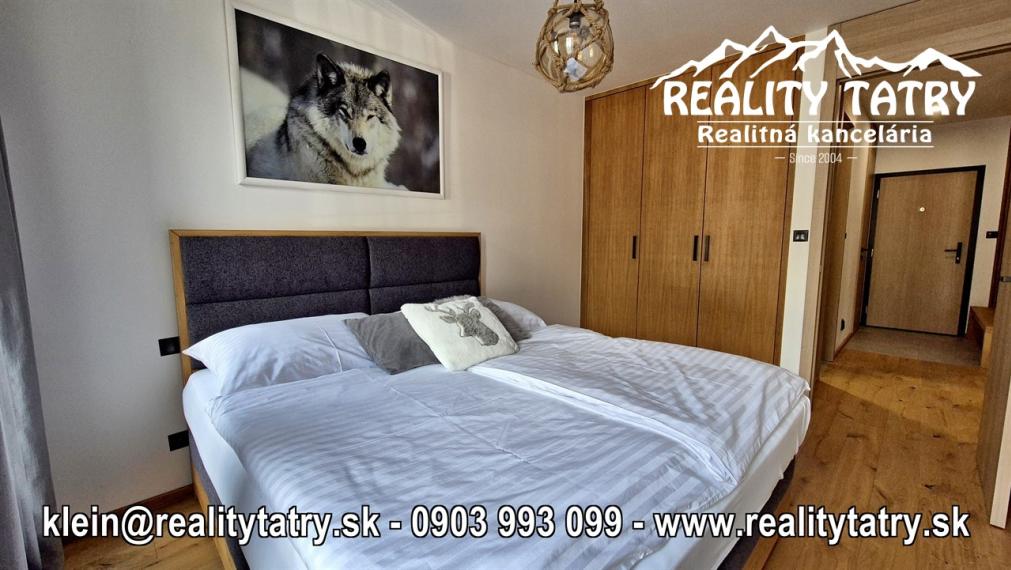 Apartmán 2 izbový s parkovacím státím - TOP STAV, TOP LOKALITA - ODPORÚČAME !!!