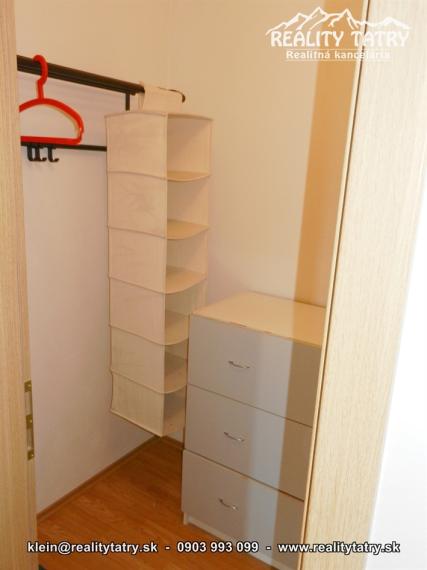 Byt 3 izbový s balkónom 91 m2 - kompletne zariadený v Poprade - ODPORÚČAME !!!