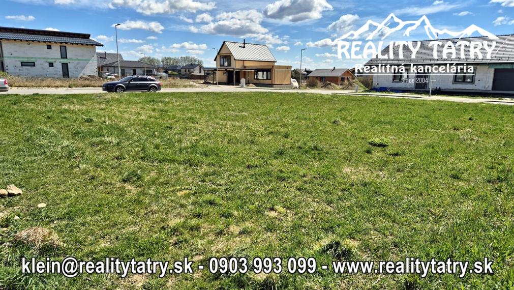 Stavebný pozemok 616 m2 vo Veľkej Lomnice - lokalita NATUR REZORT - ODPORÚČAME !!!