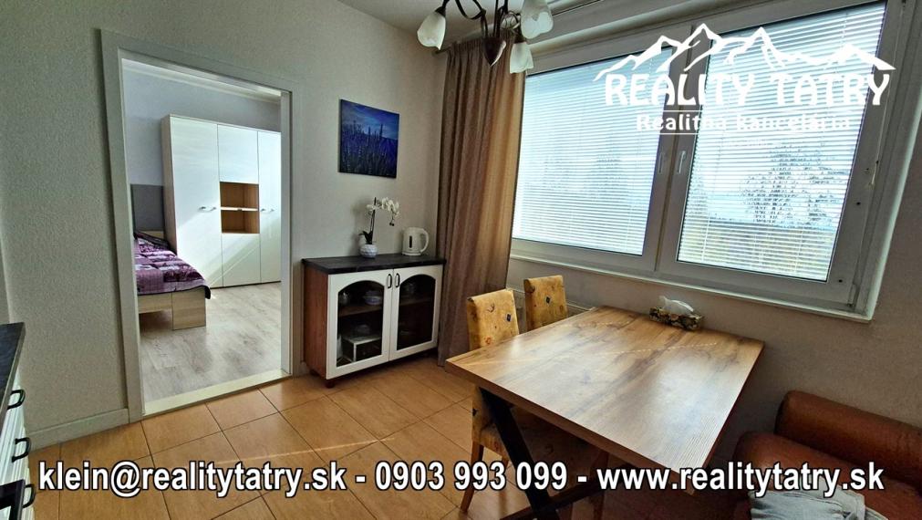 Byt 4 izbový s loggiou - Vysoké Tatry - Tatranská Štrba - Pekný výhľad, ODPORÚČAME !!!