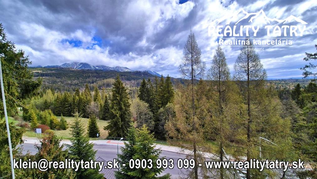 Byt 4 izbový s loggiou - Vysoké Tatry - Tatranská Štrba - Pekný výhľad, ODPORÚČAME !!!
