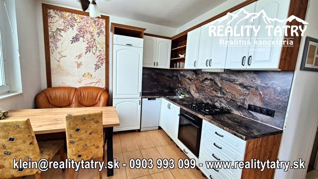 Byt 4 izbový s loggiou - Vysoké Tatry - Tatranská Štrba - Pekný výhľad, ODPORÚČAME !!!