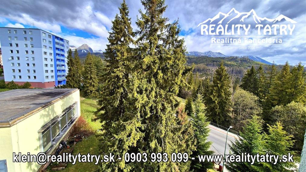 Byt 4 izbový s loggiou - Vysoké Tatry - Tatranská Štrba - Pekný výhľad, ODPORÚČAME !!!