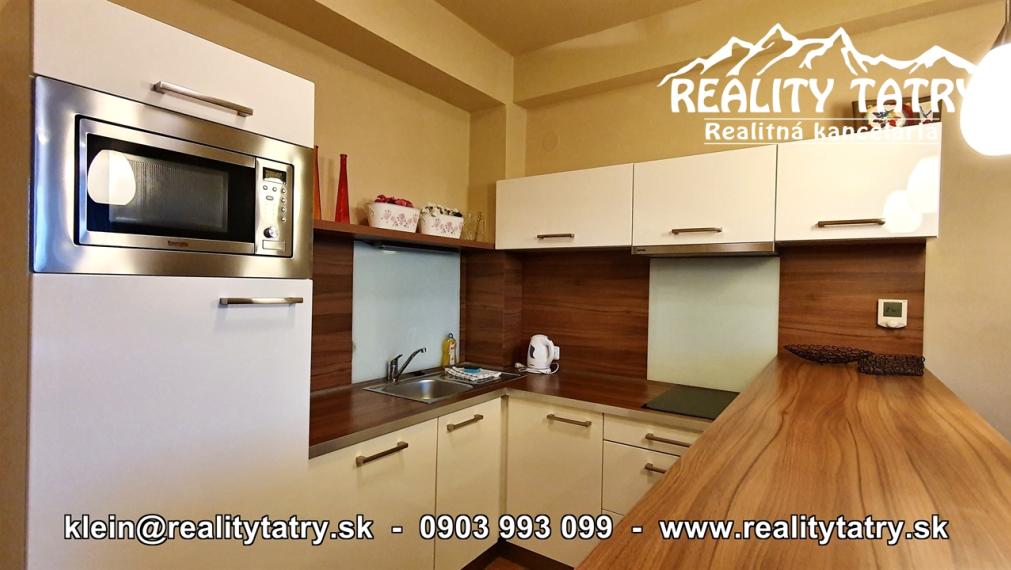 Apartmánový byt 46 m2 s parkovacím miestom vo Veľkej Lomnici