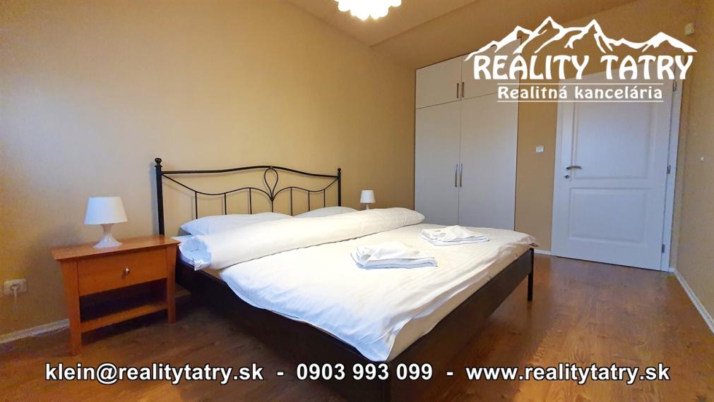 Apartmánový byt 46 m2 s parkovacím miestom vo Veľkej Lomnici