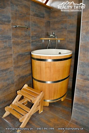Apartmánový byt 46 m2 s parkovacím miestom vo Veľkej Lomnici