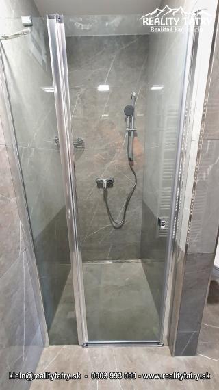 Byt 2 izbový s dvomi balkónmi, pivničkou a parkovacím státím v Hôrke pod lesom - NOVOSTAVBA, TOP STAV , ODPORÚČAME !!!