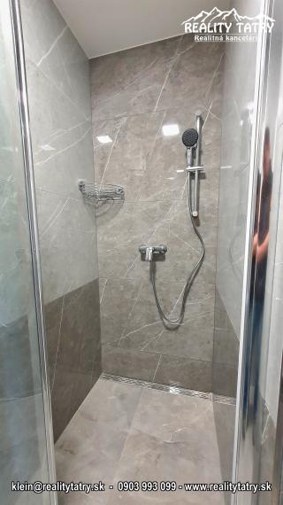 Byt 2 izbový s dvomi balkónmi, pivničkou a parkovacím státím v Hôrke pod lesom - NOVOSTAVBA, TOP STAV , ODPORÚČAME !!!