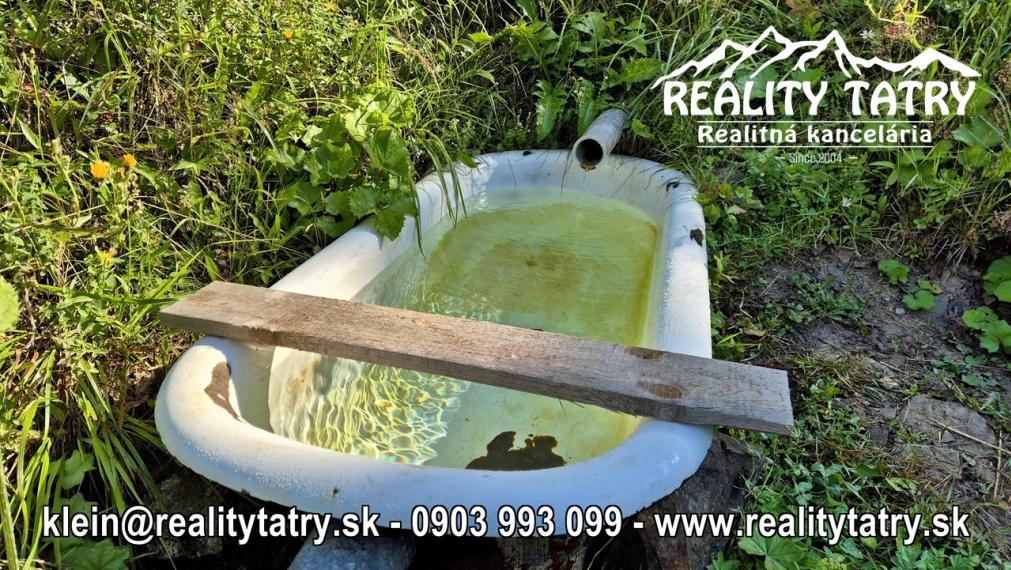 Rekreačná chalupa v tichom lesnom prostredí na polosamote v obci ŽDIAR