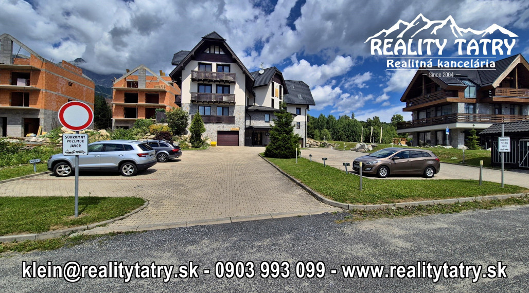 Vonkajšie parkovacie státie v Tatranskej Lomnici - Penzión JAVOR - TOP LOKALITA !!!