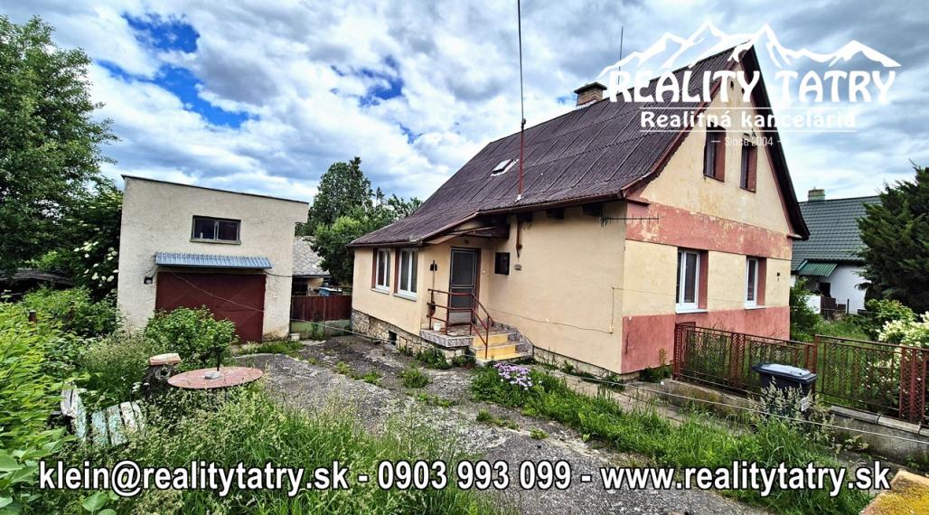 Rodinný dom na rozľahlom pozemku 1550 m2 s garážou a hospodárskou budovou - Poprad - Matejovce