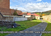 Rodinný dom v centre mesta LEVOČA - ul. Košická, investičná príležitosť aj na penzión - ODPORÚČAME !!! - fotografia 2