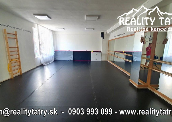 Priestory na služby alebo obchodnú prevádzku 110 m2 blízko centra a OC FÓRUM