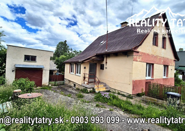 Rodinný dom na rozľahlom pozemku 1550 m2 s garážou a hospodárskou budovou - Poprad - Matejovce