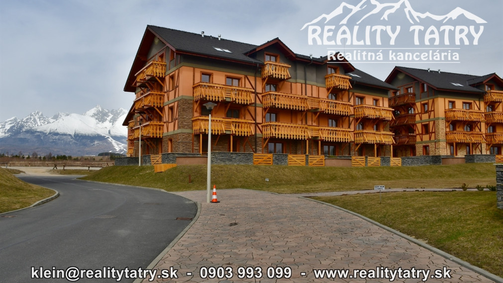 PREDANÉ !!! - Byt 1 izbový s balkónom 31 m2 v apartmánovom dome vo Veľkej Lomnici - TOP STAV !!!