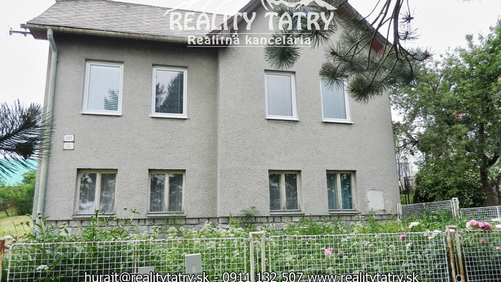 Rodinný dom s veľkým pozemkom v podhorí Vysokých Tatier vo výbornej lokalite v Štrbe - ODPORÚČAME !!!