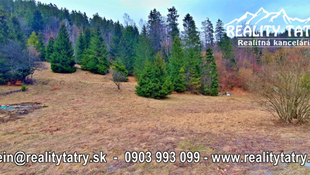 Rekreačný pozemok v lokalite Hnilčík 4200 m2 - Pekné tiché prostredie pod lesom - ODPORÚČAME !!!
