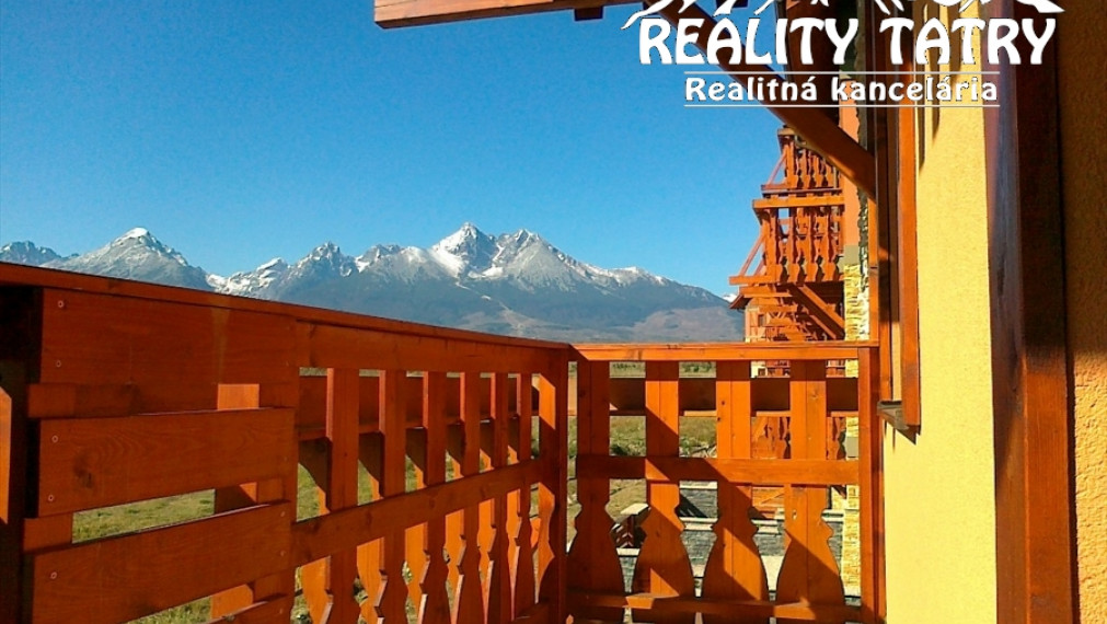 Byt 2 izbový s 2 balkónmi s výhľadom na V.Tatry vo Veľkej Lomnici - ODPORÚČAME !!!