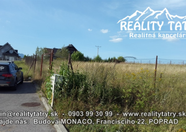 Stavebný pozemok 1458 m2 s nádherným výhľadom na V.Tatry vo Veľkej Lomnici blízko centra obce - ODPORÚČAME !!!