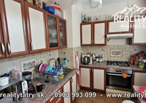 Byt 3 izbový 65 m2 + 4 m2 loggia v Poprade, ul. L. Svobodu blízko centra - ODPORÚČAME !!!