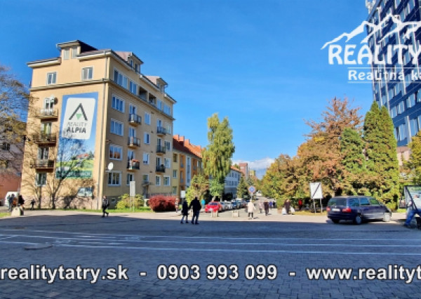 Byt 2 izbový s balkónom v samotnom centre Popradu, kompletná rekonštrukcia - TOP LOKALITA a VÝHĽAD - ODPORÚČAME !!!
