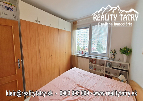 Byt 3 izbový s balkónom, špajzou a pivnicou 71 m2, ul. Podjavorinská, Poprad - Pôvodný stav !!!