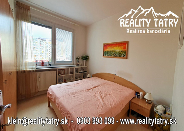 Byt 3 izbový s balkónom, špajzou a pivnicou 71 m2, ul. Podjavorinská, Poprad - Pôvodný stav !!!